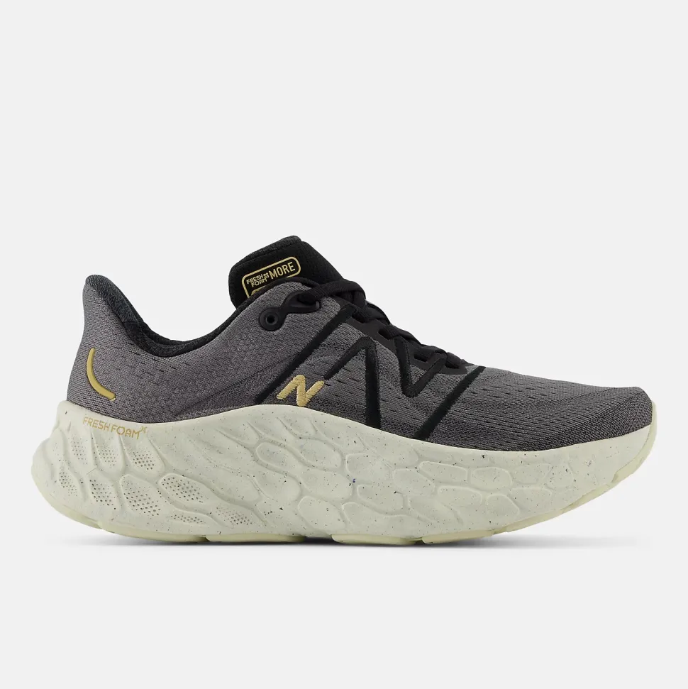 Fresh Foam X More v4 - Black with Dolce