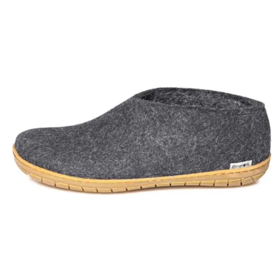 Shoe with Honey Rubber - Charcoal